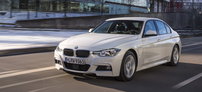 BMW 330e