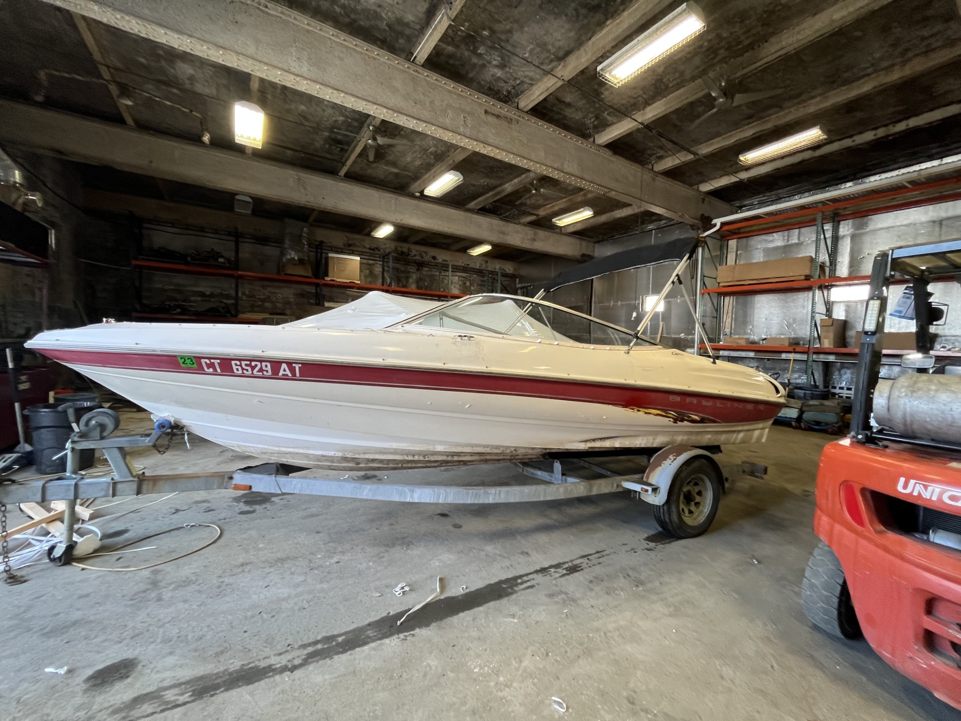 20'6", Bayliner 2050CZ