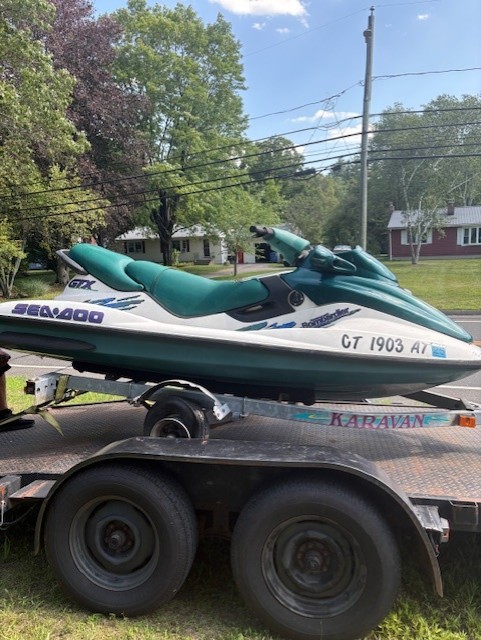 10'3", Bombardier 5642GT