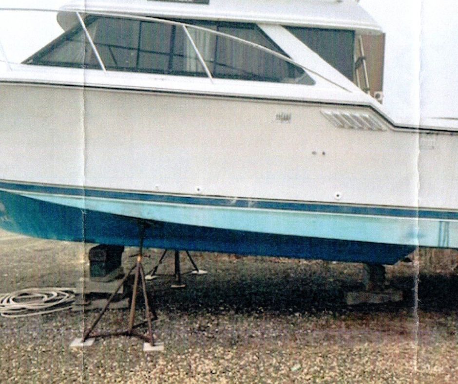 30', Chris Craft Commander